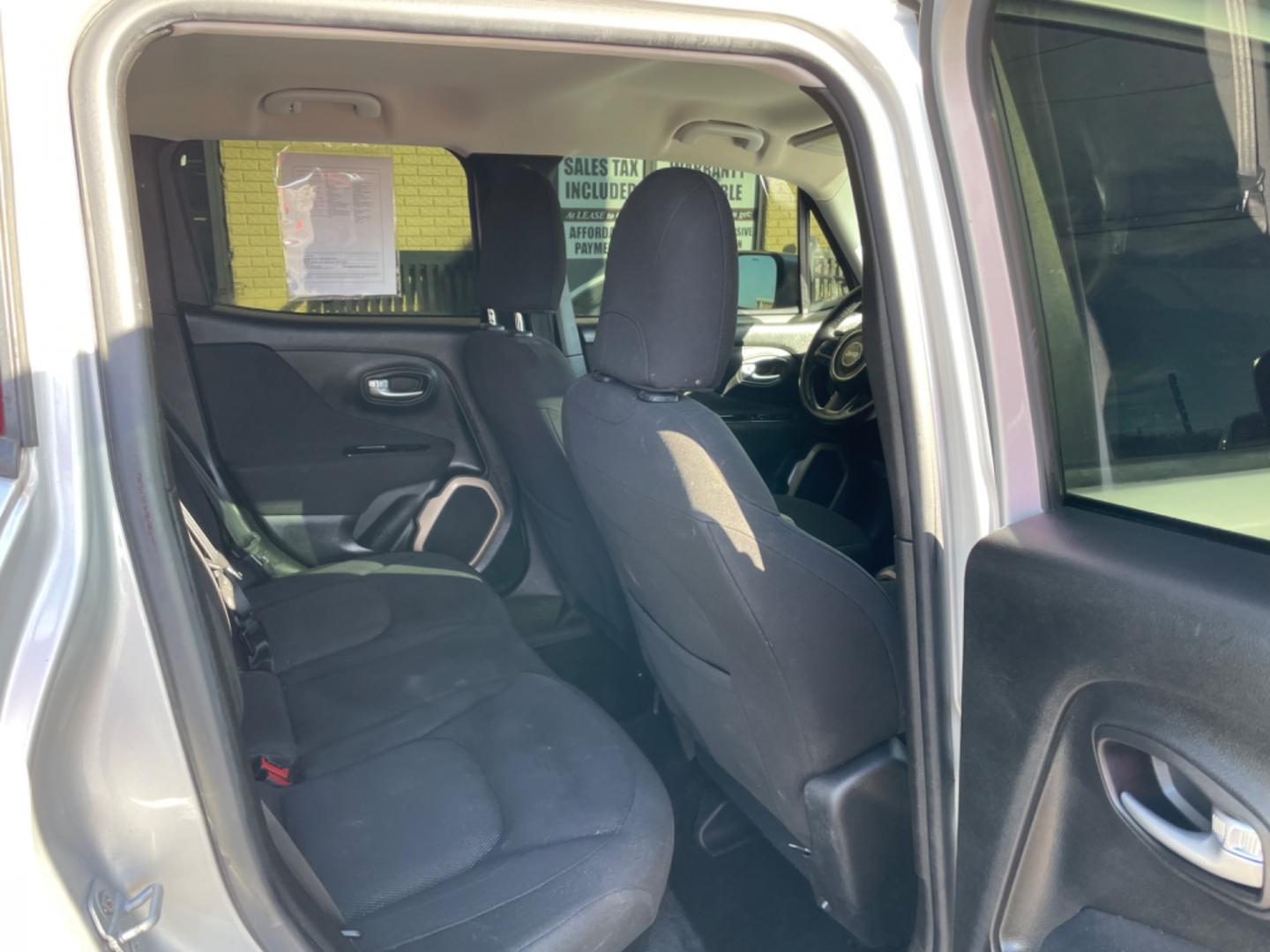 2016 Silver Jeep Renegade (ZACCJABT4GP) with an 4-Cyl, MultiAir, 2.4L engine, Automatic, 9-Spd transmission, located at 8008 Warden Rd, Sherwood, AR, 72120, (501) 801-6100, 34.830078, -92.186684 - Photo#9